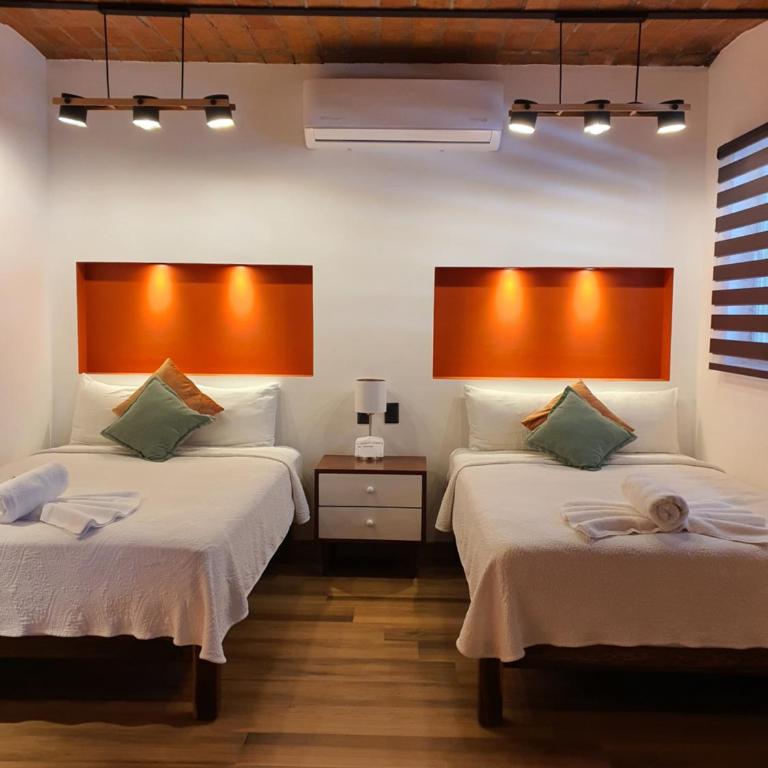 HOTEL OLAS ALTAS BUCERIAS - Habitación Doble Deluxe - 2 camas dobles - 1