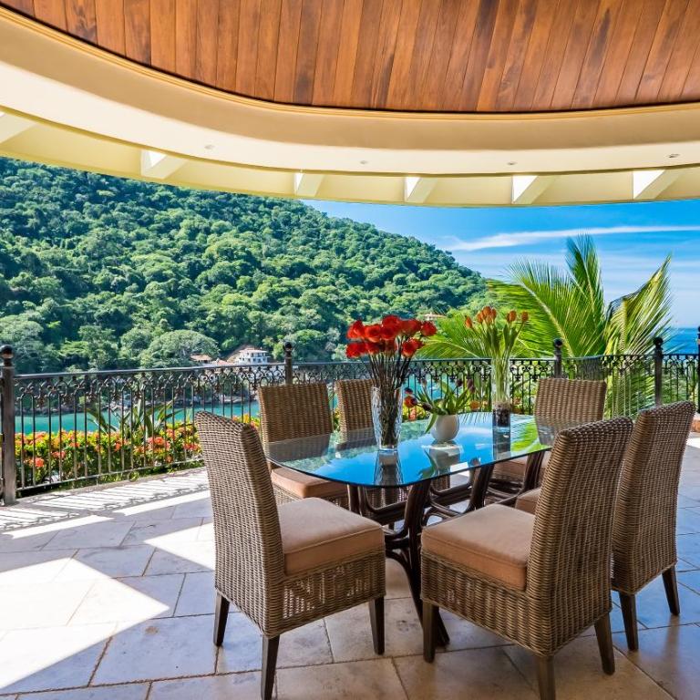 Fully Staffed, Beach frontage Luxury Villa - Villa - 14