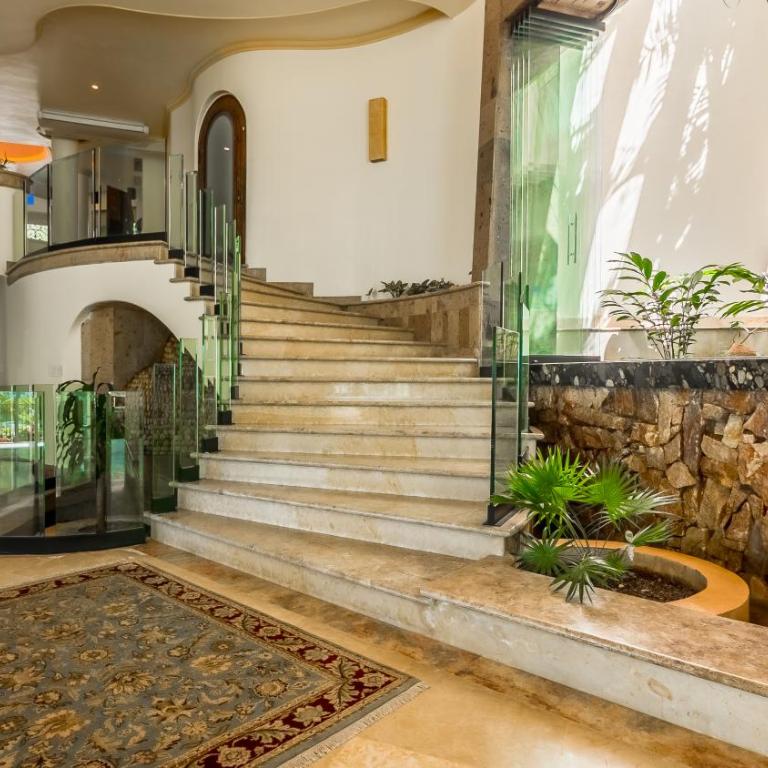 Fully Staffed, Beach frontage Luxury Villa - Villa - 13