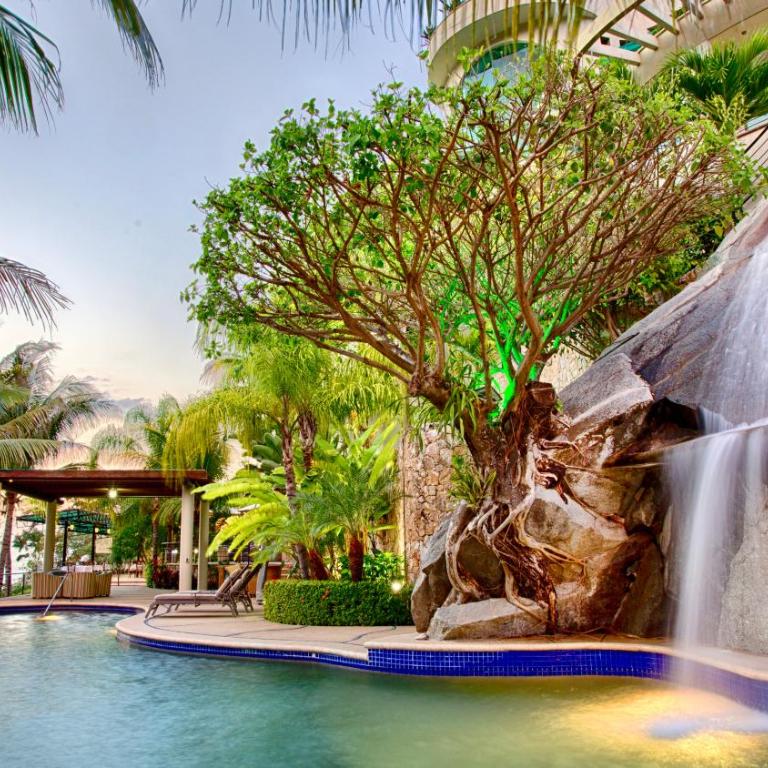 Fully Staffed, Beach frontage Luxury Villa - Villa - 84