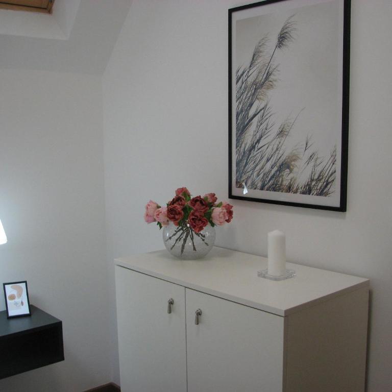 B&S Apartments - One-Bedroom Apartment - 12