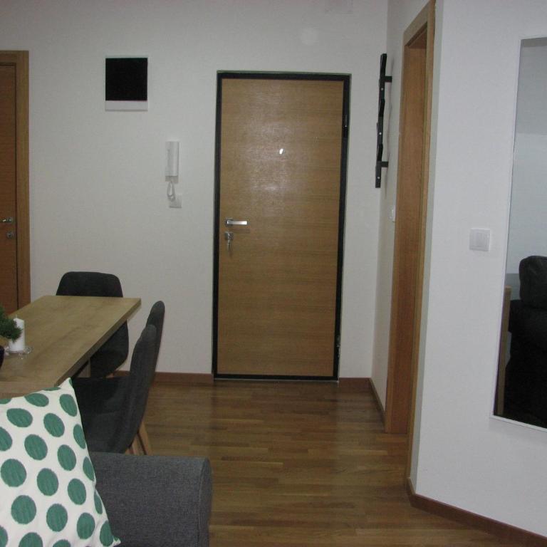 B&S Apartments - One-Bedroom Apartment - 9