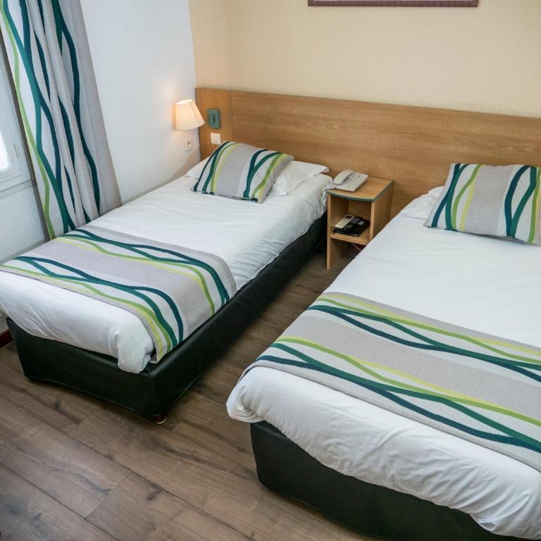 Logis Hotel Uzès Pont du Gard - Chambre Lits Jumeaux Classique - 3