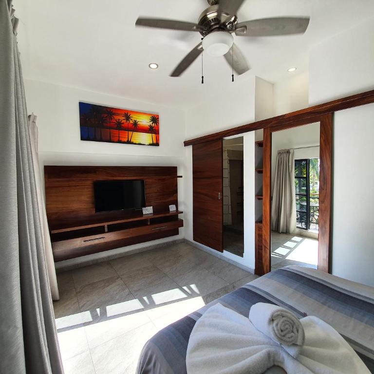 HOTEL OLAS ALTAS BUCERIAS - Habitación Doble Deluxe con balcón - 8