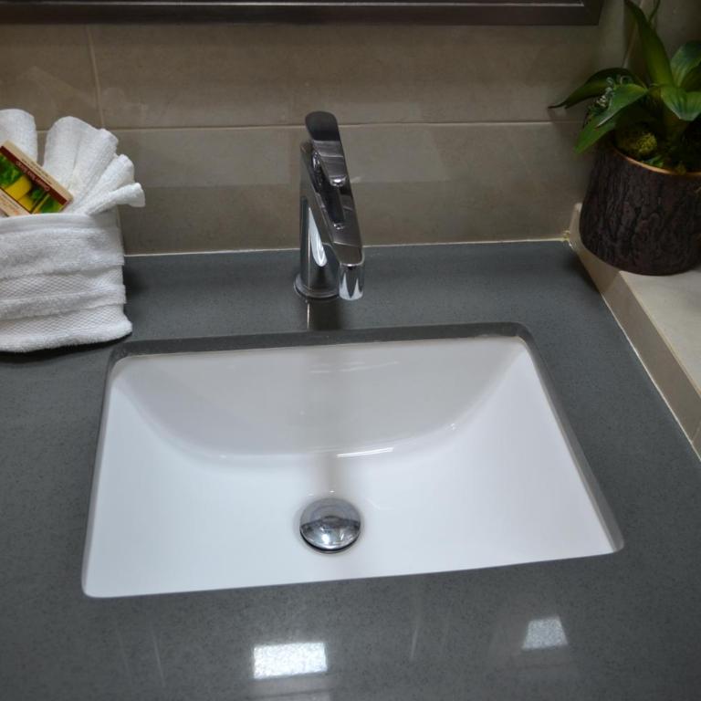 Hotel Quintas Papagayo - Habitación Triple con balcón - 5