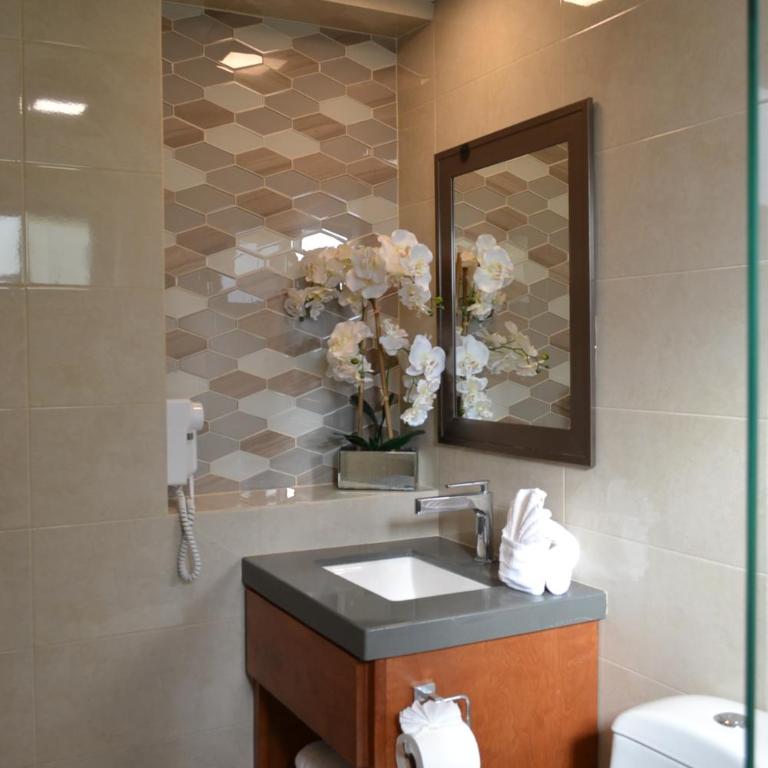 Hotel Quintas Papagayo - Habitación Triple con balcón - 4