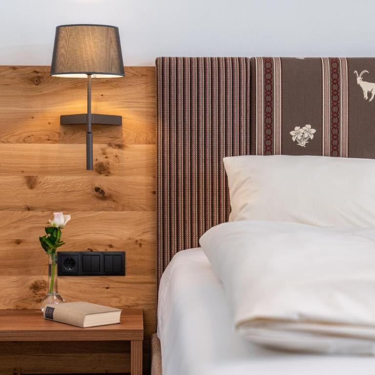 Hotel Pehab - Rooftop-Spa - Doppelzimmer mit Bergblick - 9
