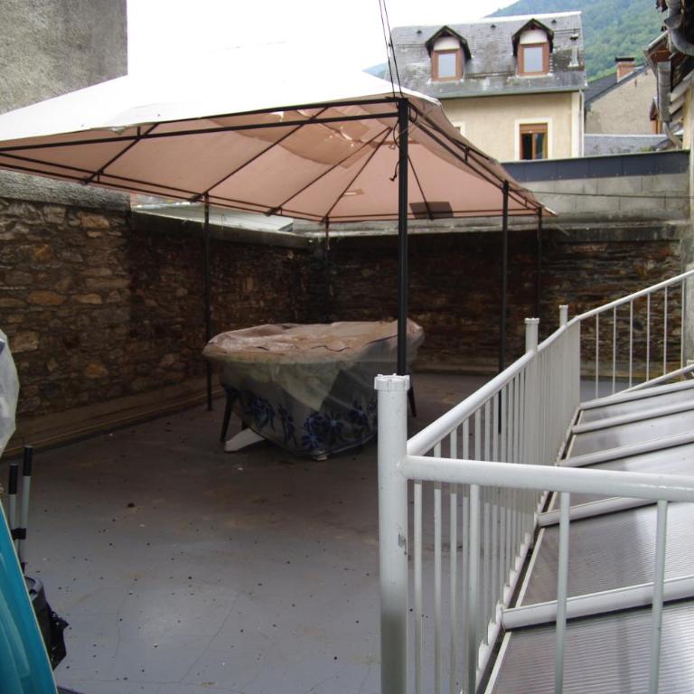 Maison hyper-centre Bagnères de Luchon - Maison 5 Chambres - 37