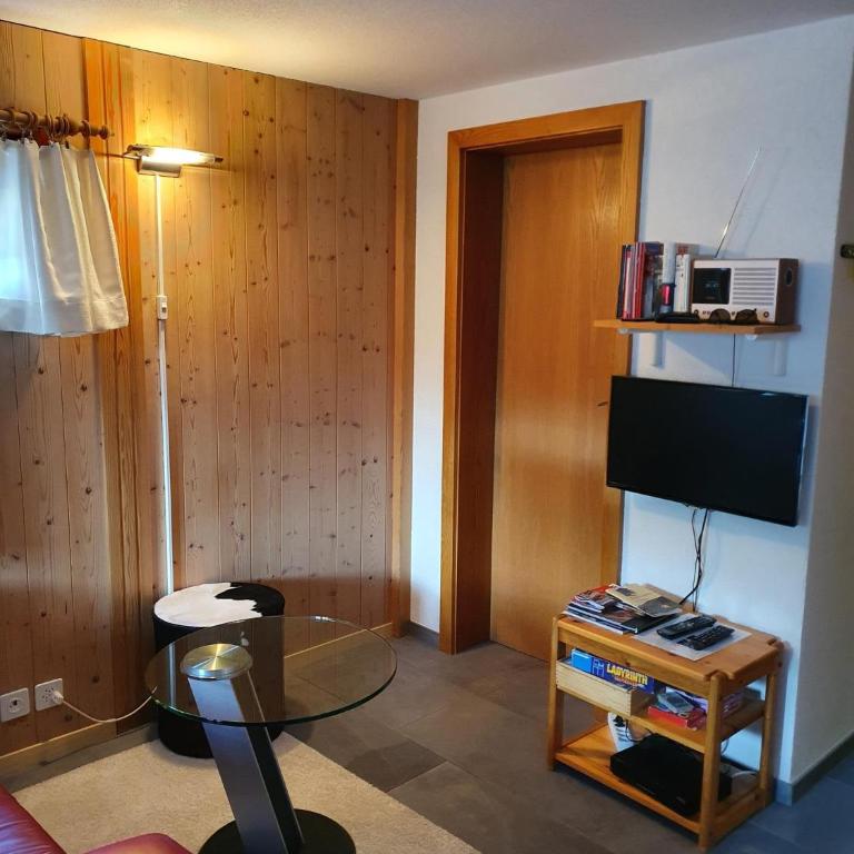 Gadä 2 - Apartment mit 2 Schlafzimmern und Dusche - 7