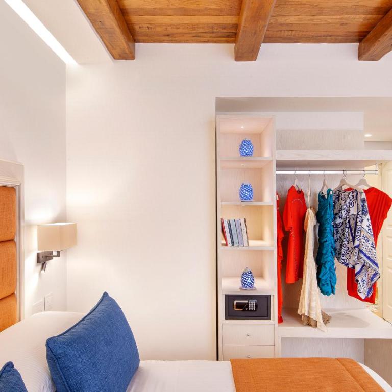 Maison Amalia - Deluxe Double or Twin Room with Balcony - 4