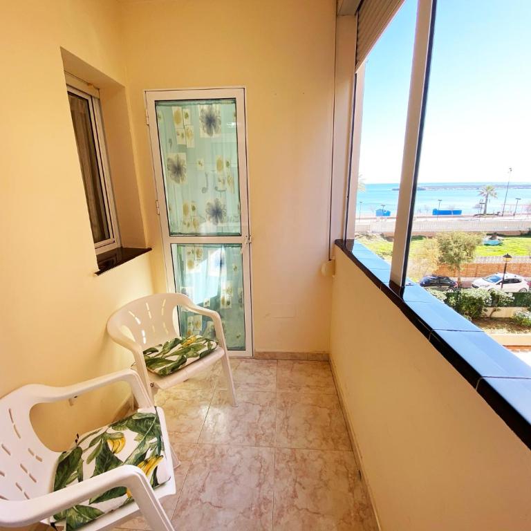 Aurinko 5 Segundo luminoso apartamento con vistas en Fuengirola - Apartamento de 1 dormitorio - 2