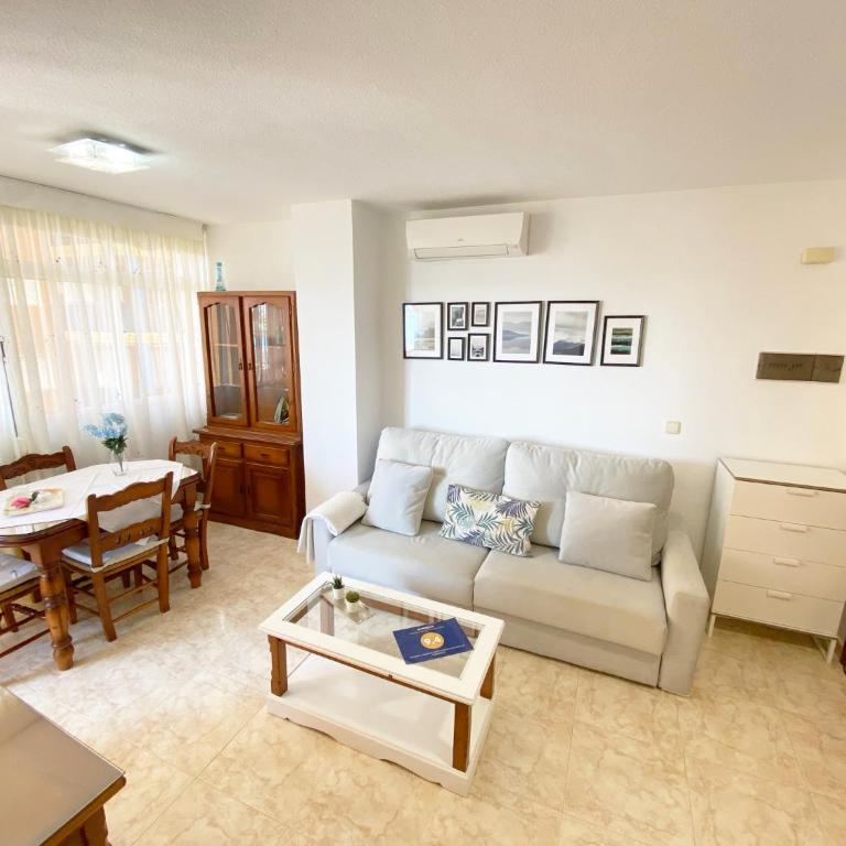 Aurinko 5 Segundo luminoso apartamento con vistas en Fuengirola - Apartamento de 1 dormitorio - 4