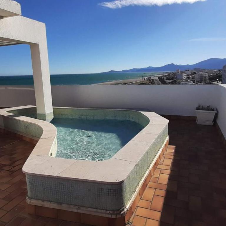 PORT CIPRIANO Sur les toits , vue panoramique sur la mer - Appartamento con 2 Camere da Letto - 10