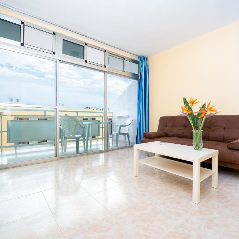 Apartamentos Strelitzias - Apartamento de 1 dormitorio con vistas a la piscina - 11