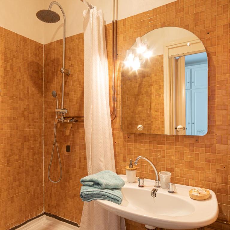 Ô Palais de justice - 4 personnes - Apartment mit 1 Schlafzimmer - 11