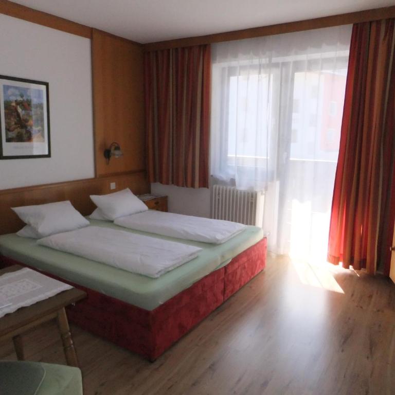 Apart-Pension Oberreiter - Comfort Doppel-/Zweibettzimmer mit Balkon - 15