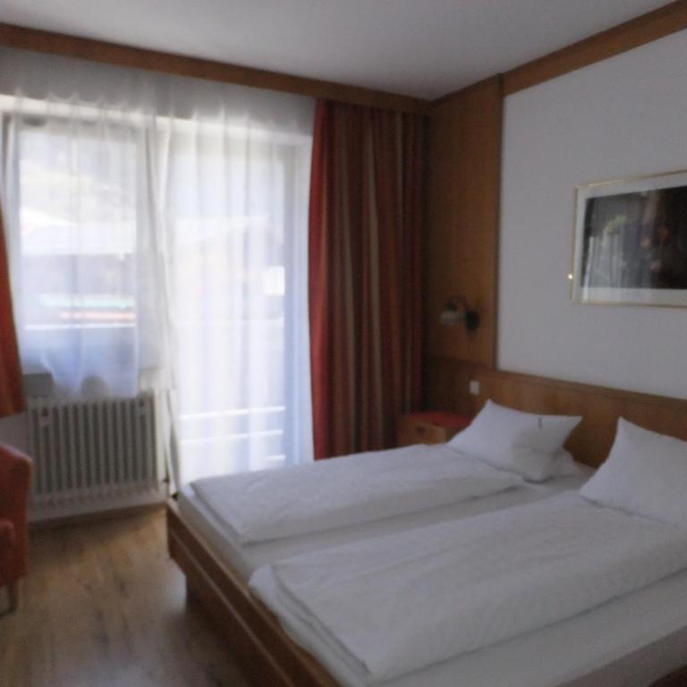 Apart-Pension Oberreiter - Comfort Doppel-/Zweibettzimmer mit Balkon - 14