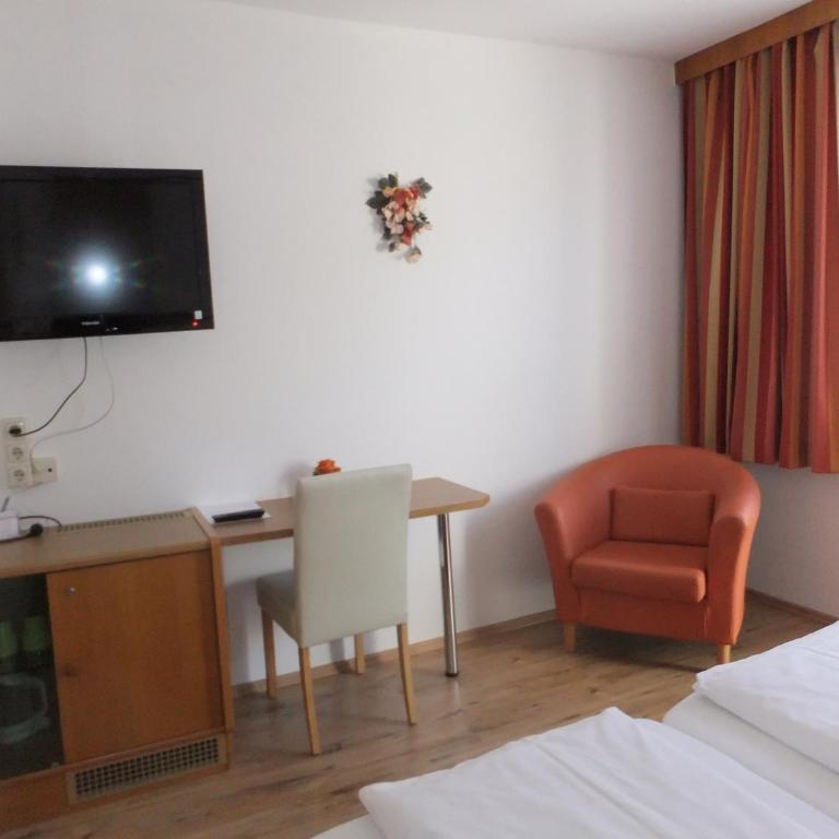 Apart-Pension Oberreiter - Comfort Doppel-/Zweibettzimmer mit Balkon - 3