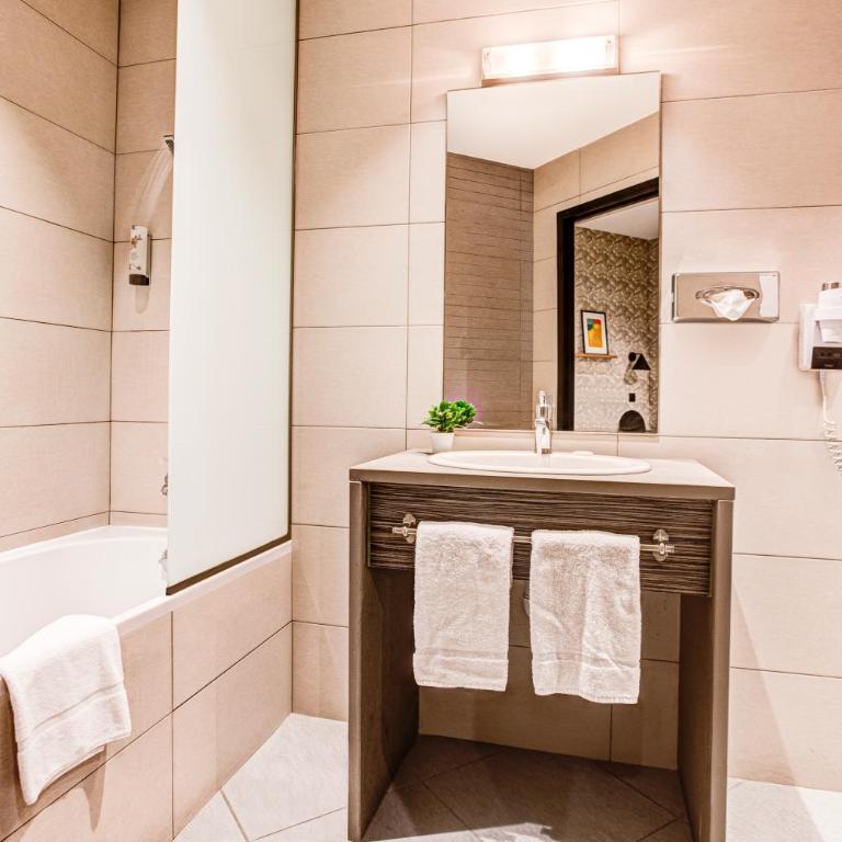 Republik Hotel - Chambre Double Classique - 6