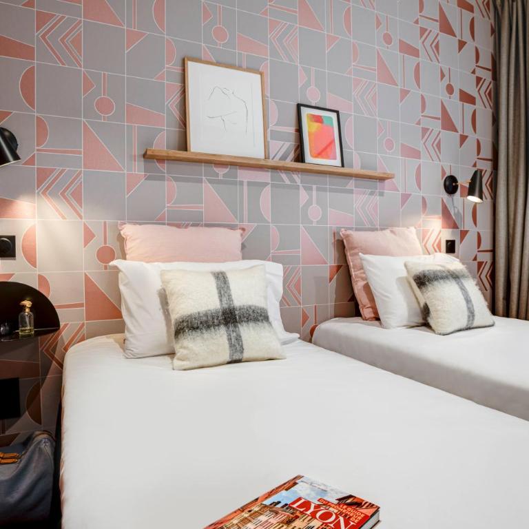 Republik Hotel - Chambre Lits Jumeaux Confort - 1