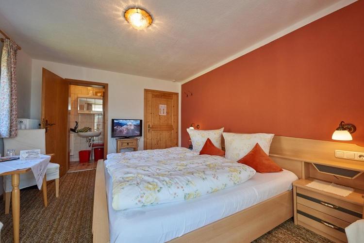 Gästehaus Häuslweber - Budget Doppelzimmer - 1