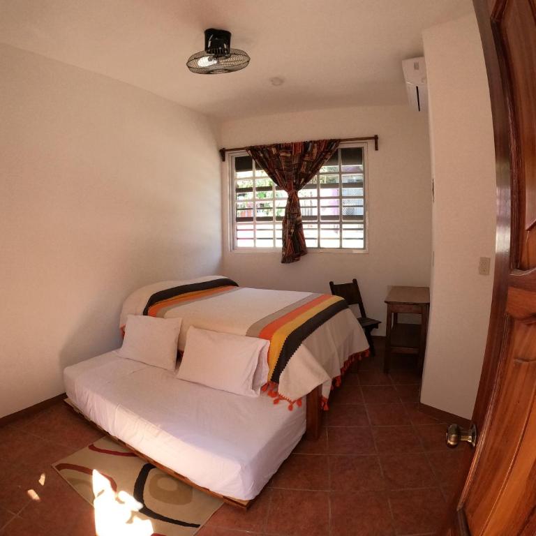 Casa Lomas del Marinero Internet Starlink SIN GARAJE - Habitación Doble - 2 camas - 3