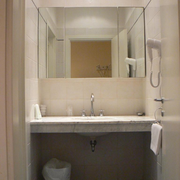 Hotel Moderno - Camera Quadrupla - 5