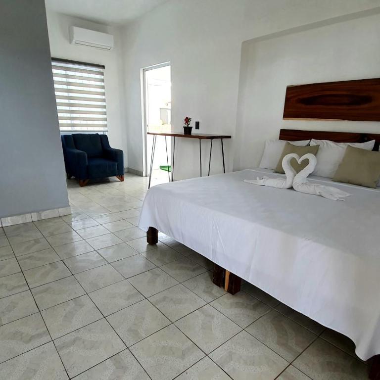 HOTEL OLAS ALTAS BUCERIAS - Habitación Familiar con terraza - 3