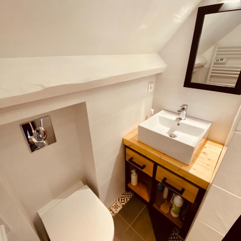 La Cabourgeaise - One-Bedroom Apartment - 6