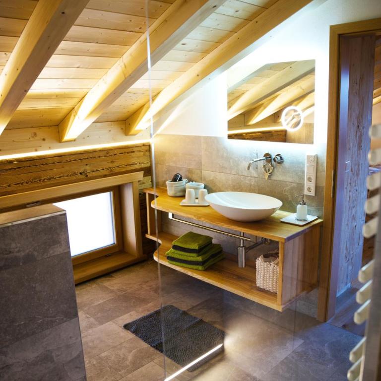 Leos Alpenchalet - inclusive Sommer Bergbahnticket und E-Auto Ladestation - Apartment mit 1 Schlafzimmer - 6
