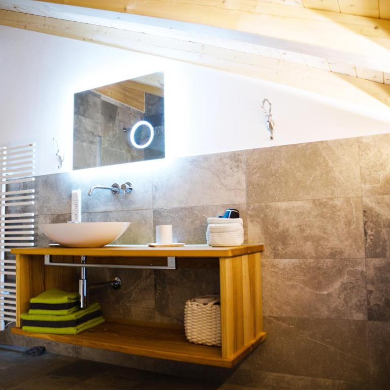 Leos Alpenchalet - inclusive Sommer Bergbahnticket und E-Auto Ladestation - Apartment mit 1 Schlafzimmer - 12