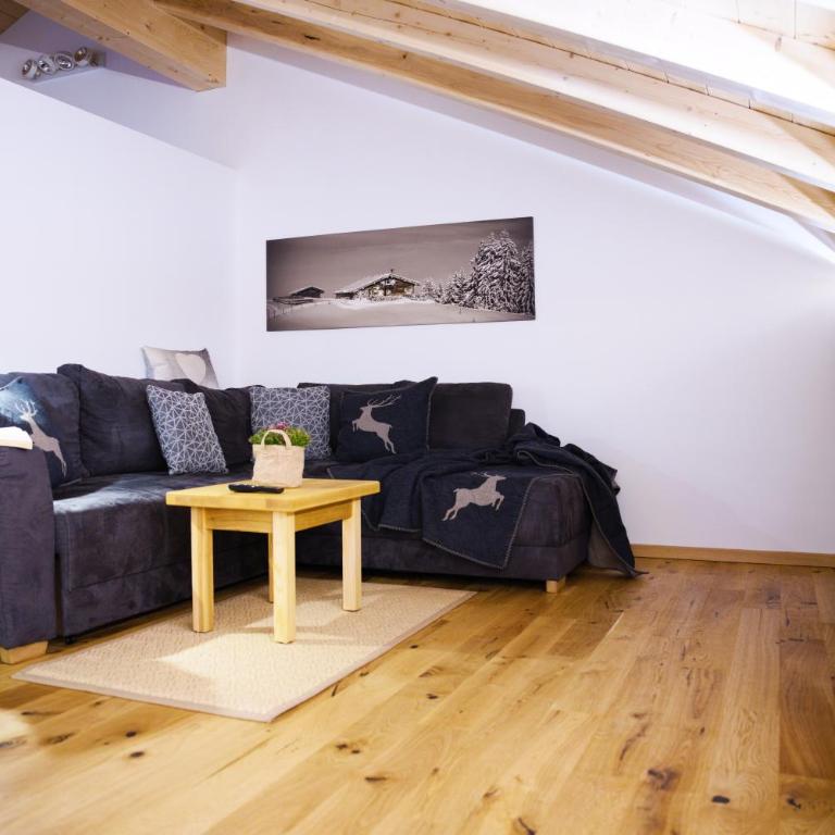 Leos Alpenchalet - inclusive Sommer Bergbahnticket und E-Auto Ladestation - Apartment mit 1 Schlafzimmer - 1
