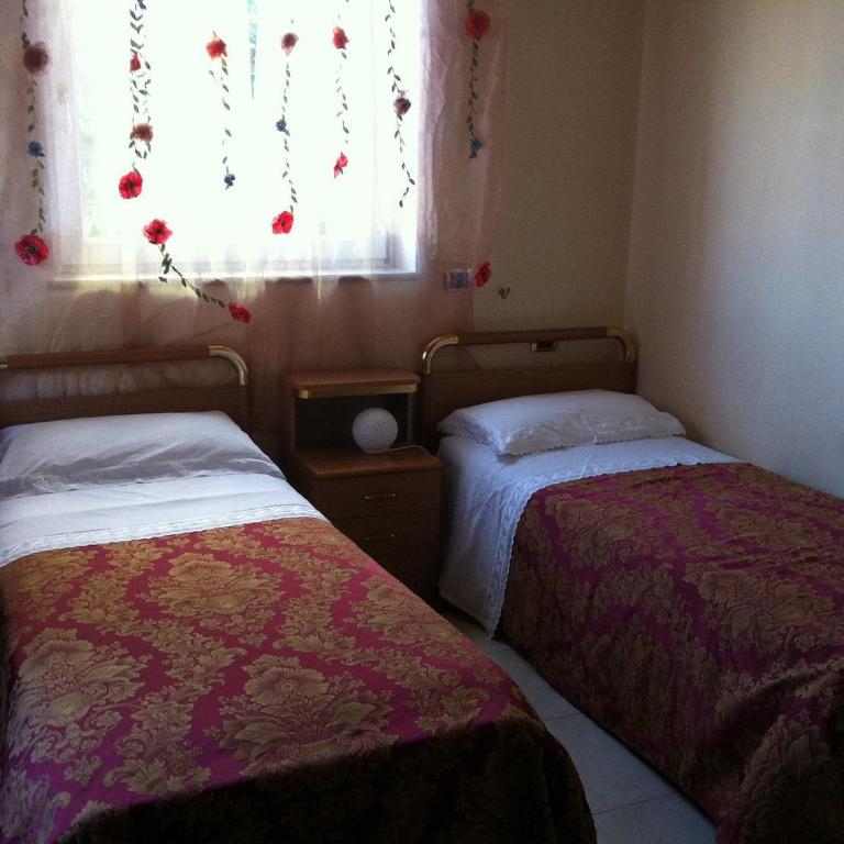 Hotel Sovrano - Vierbettzimmer - 1