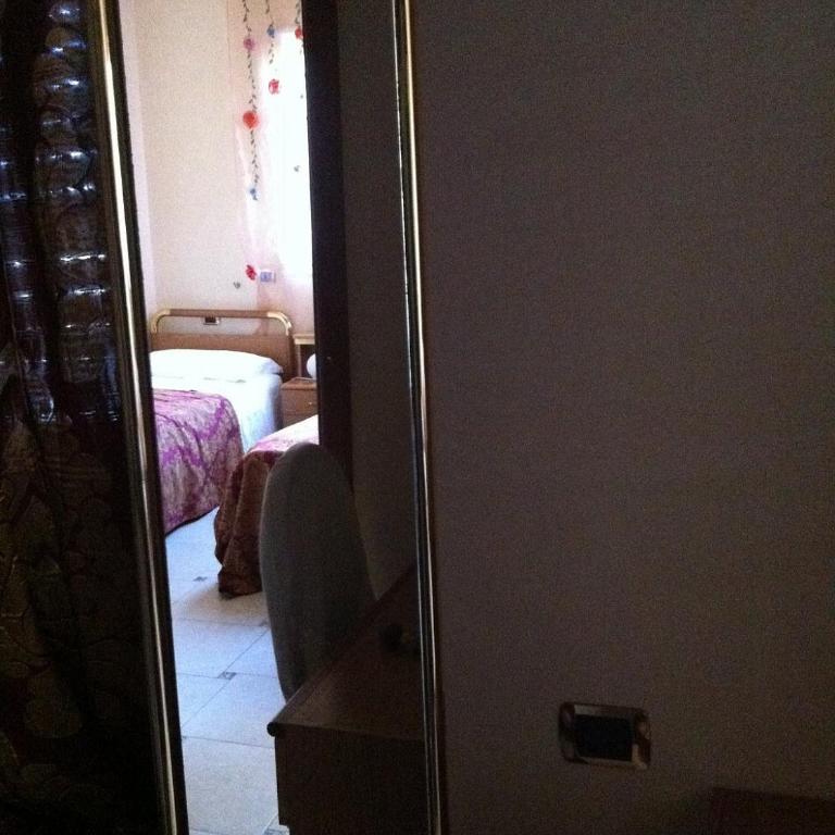 Hotel Sovrano - Vierbettzimmer - 3