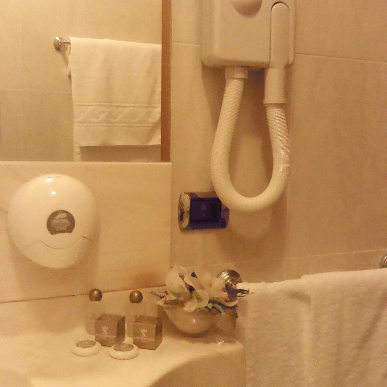 Hotel Sovrano - Doppelzimmer - 11