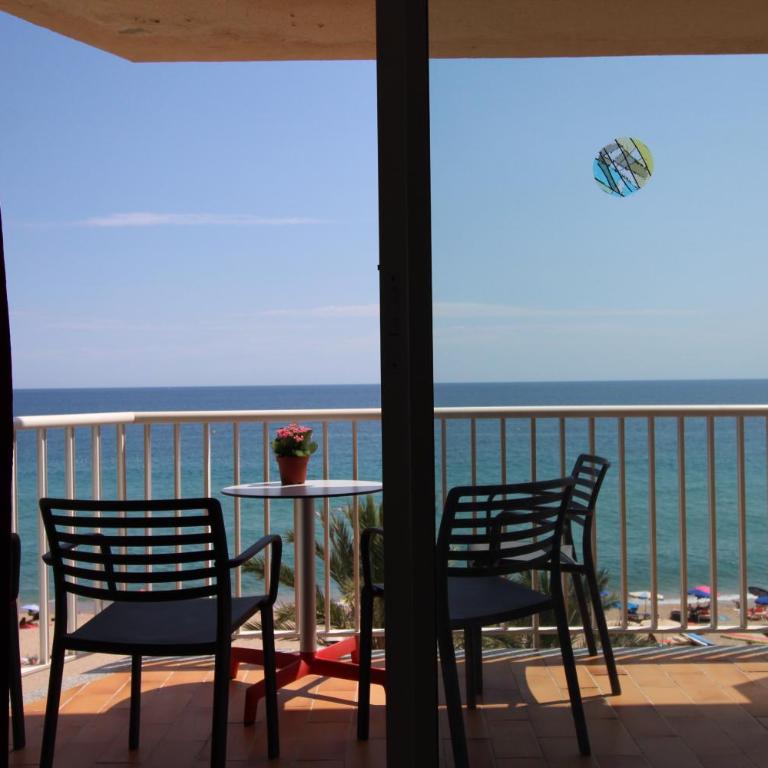 Apartaments El Sorrall - Apartamento de 2 dormitorios con vistas al mar y balcón (4 adultos) - 23