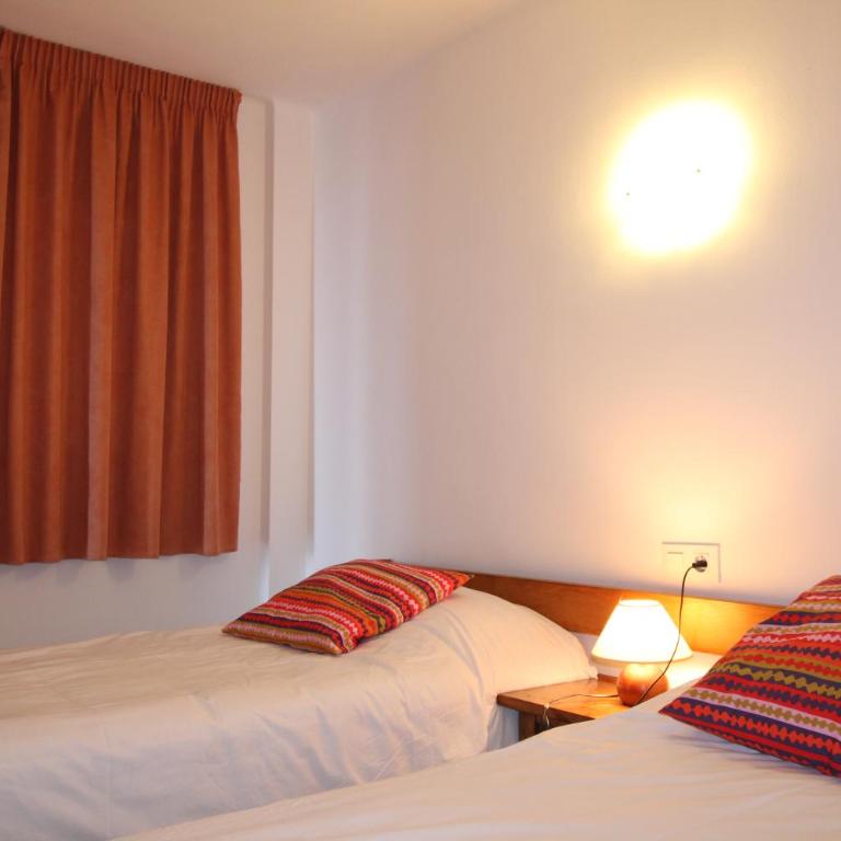 Apartaments El Sorrall - Apartamento de 2 dormitorios con vistas al mar y balcón (4 adultos) - 7