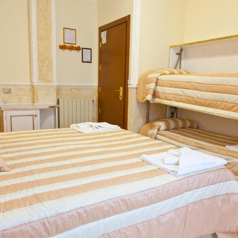 Hotel Tahiti - Camera Quadrupla Comfort - 8