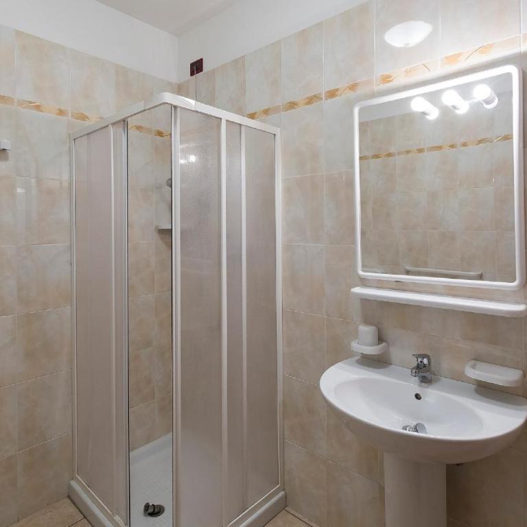 Robinia/Pinetine Lido Altanea - Appartamento con 2 Camere da Letto - 9