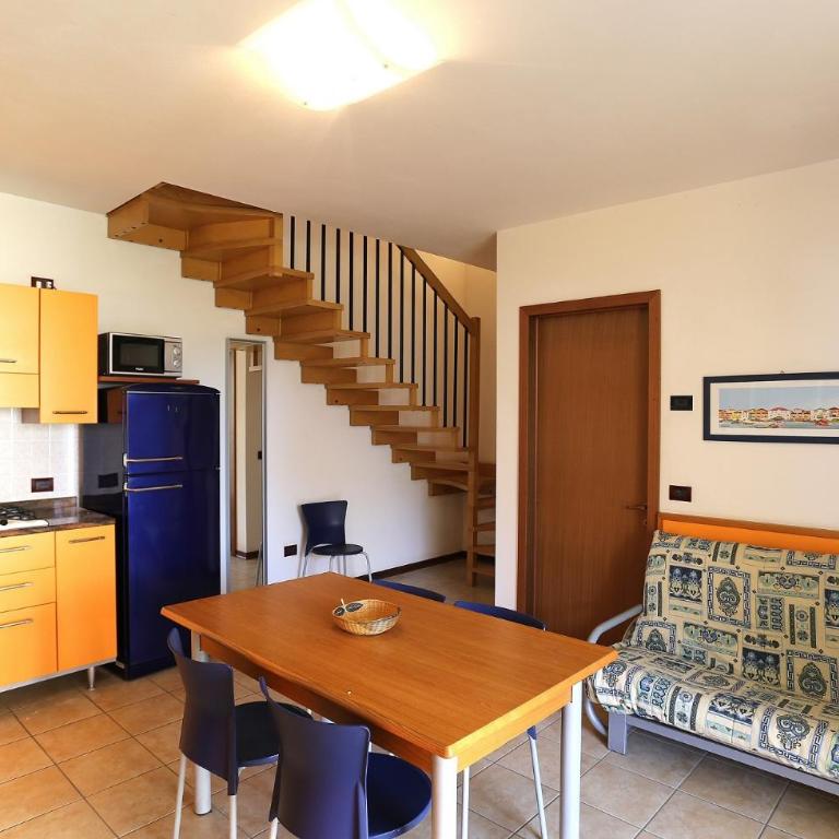 Quercia Lido Altanea - Appartamento con 2 Camere da Letto, Terrazza e Giardino Su 2 Livelli - 14