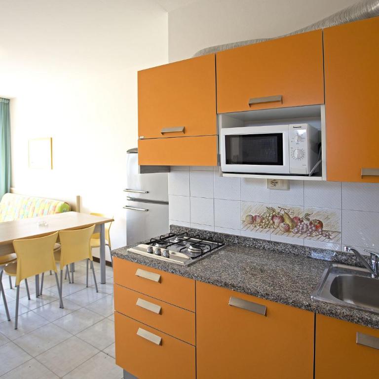 Rialto - Appartamento con 2 Camere da Letto e Balcone - 3