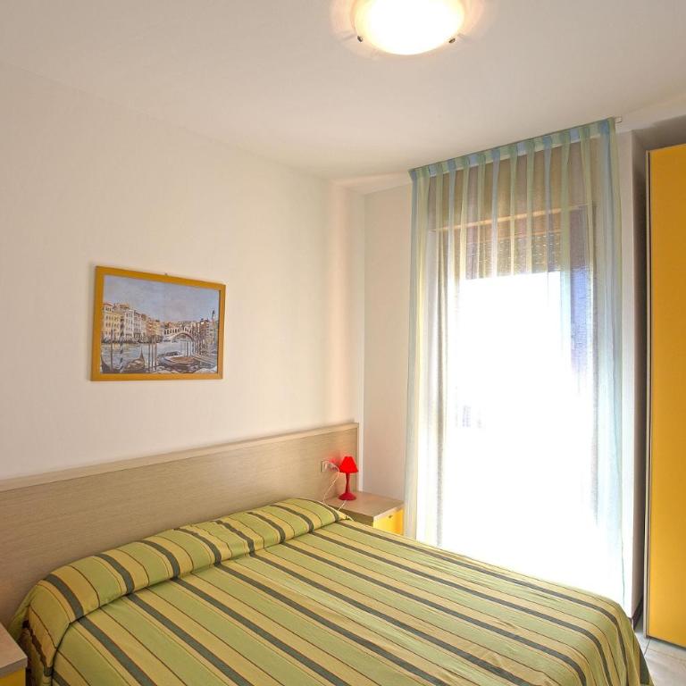 Rialto - Appartamento con 2 Camere da Letto e Balcone - 7