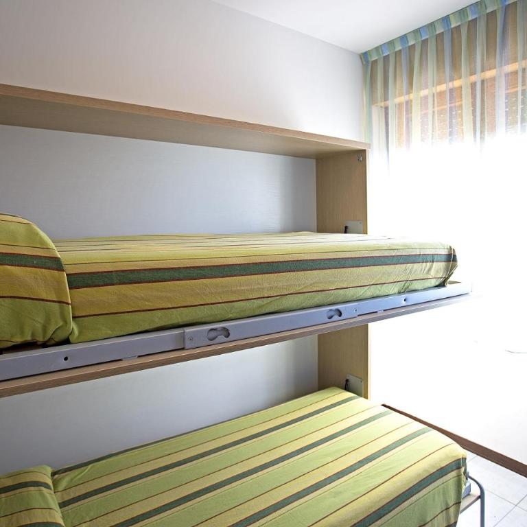 Rialto - Appartamento con 2 Camere da Letto e Balcone - 9