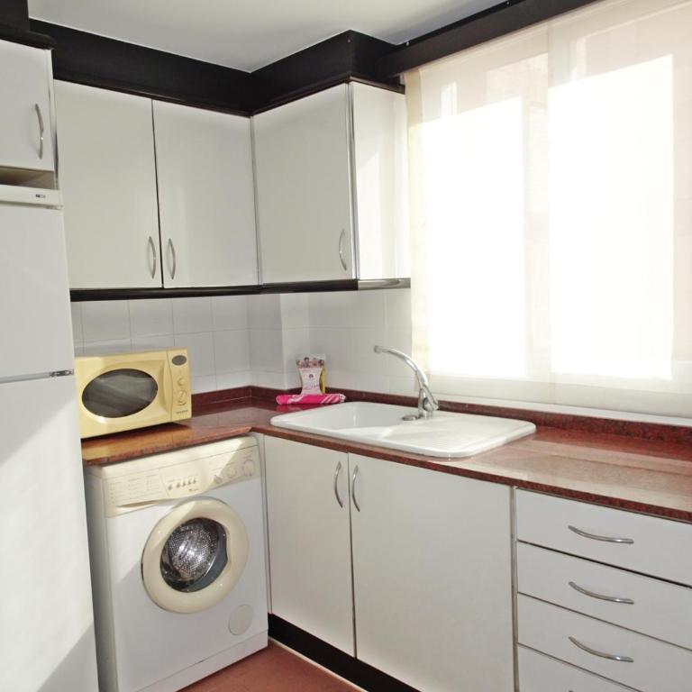 CAPRI GANDIA PRIMERA LÍNEA - Alquiler solo familias - Apartamento de 2 dormitorios - 22