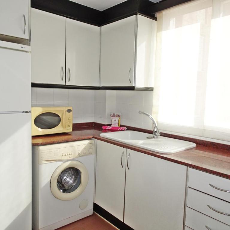 CAPRI GANDIA PRIMERA LÍNEA - Alquiler solo familias - Apartamento de 2 dormitorios - 23