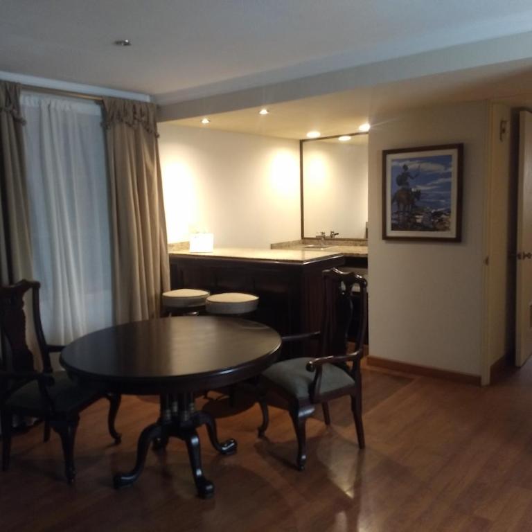 Rose Hotel - Superior King Suite - 3
