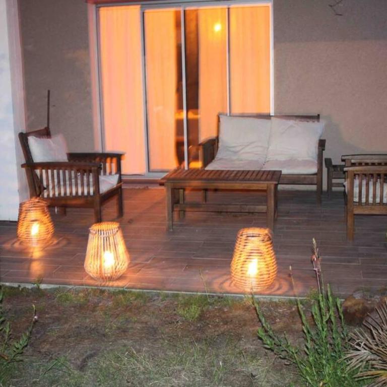 Grande maison familiale piscine et jardin - Villa - 23