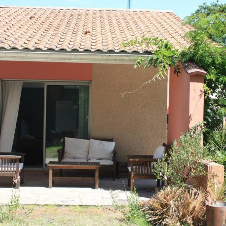 Grande maison familiale piscine et jardin - Villa - 27