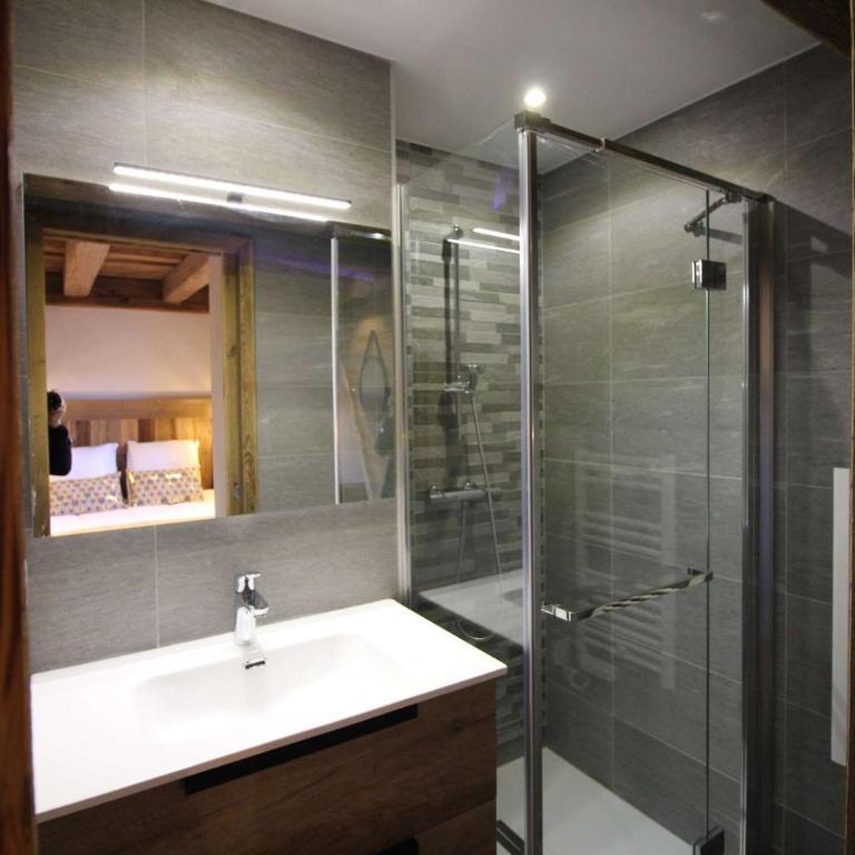 ODYSSEE B203 Vaste appartement en vieux bois sur les pistes, vue panoramique - Appartement en Duplex - 12