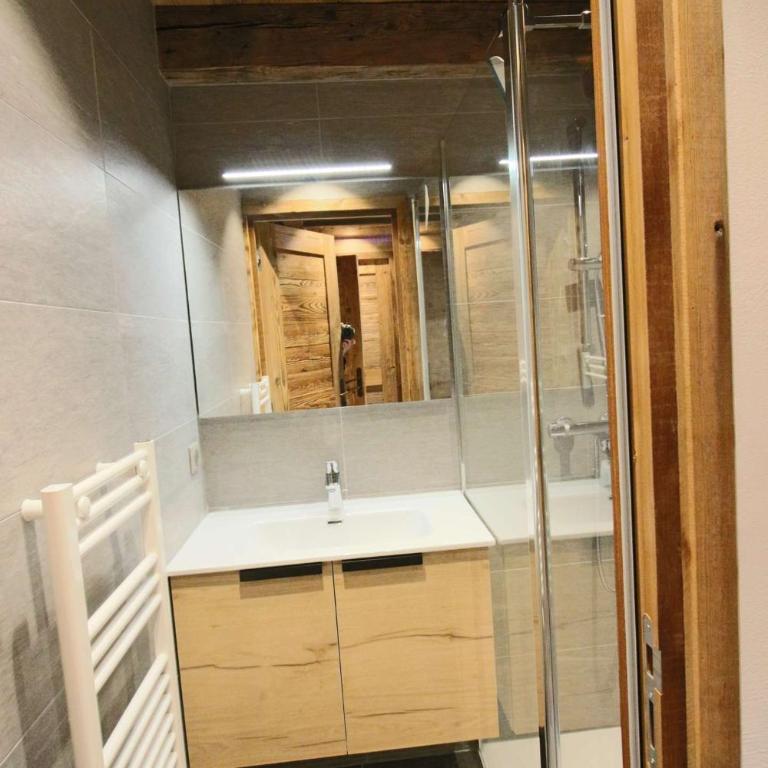 ODYSSEE B203 Vaste appartement en vieux bois sur les pistes, vue panoramique - Appartement en Duplex - 14